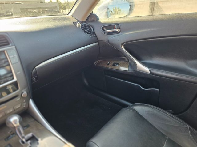 2011 Lexus IS 250 4dr Sport Sedan Automatic RWD - 22979323 - 27