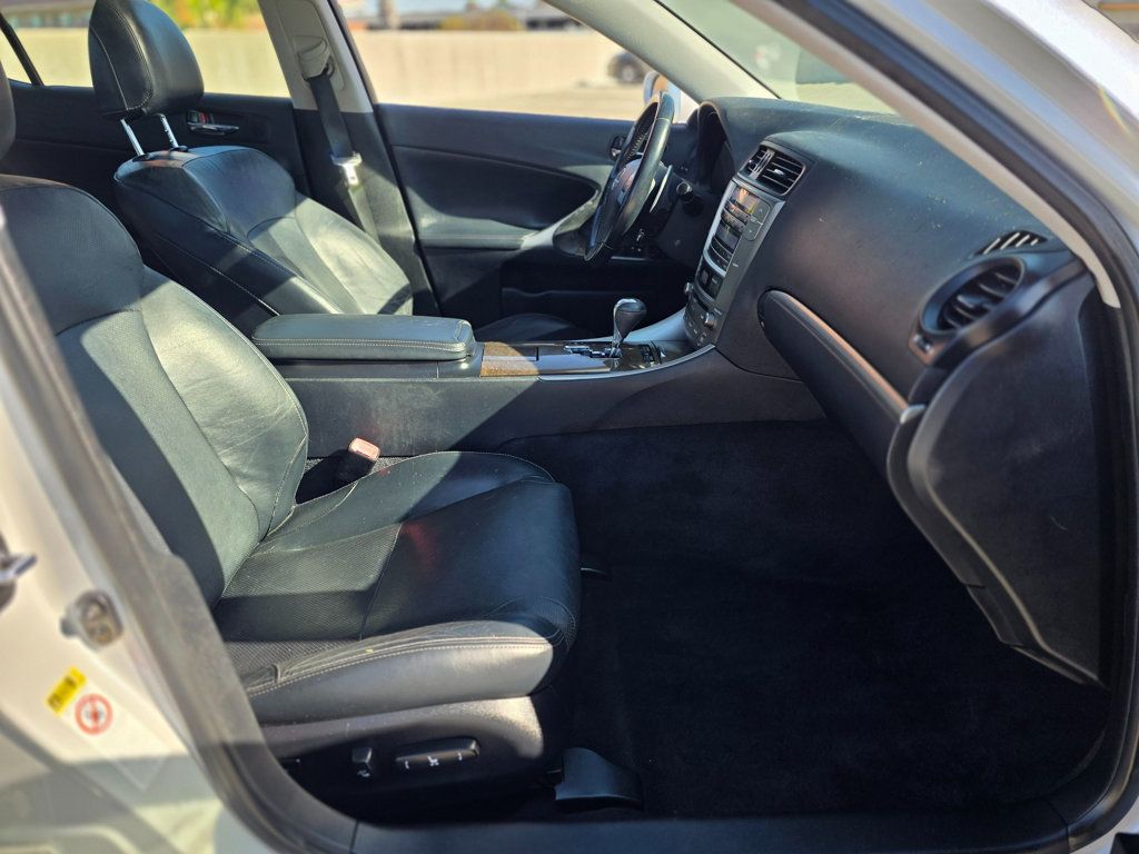 2011 Lexus IS 250 4dr Sport Sedan Automatic RWD - 22979323 - 8