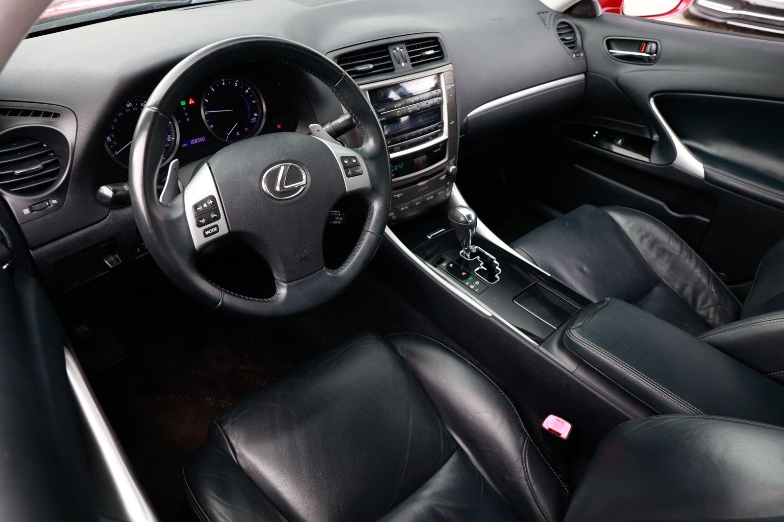 2011 Lexus IS 250 photo 3