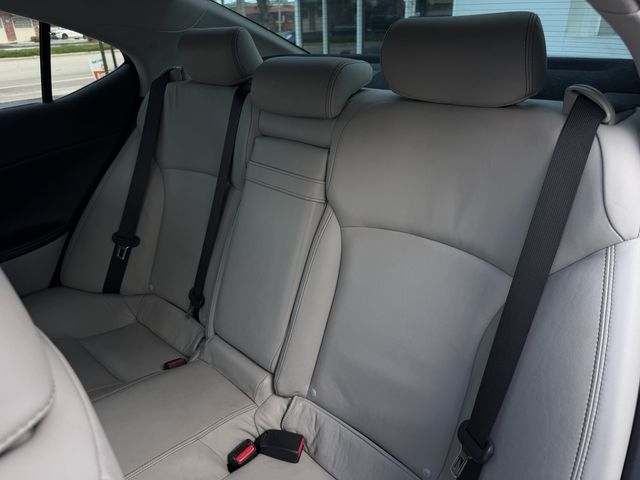 2011 Lexus IS 250 Base Trim - 23068948 - 21