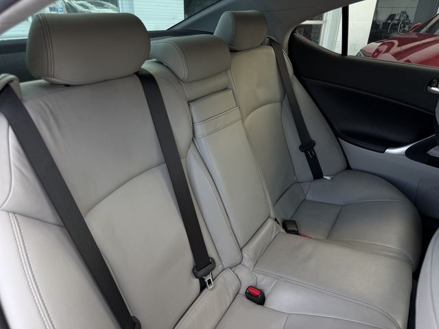 2011 Lexus IS 250 Base Trim - 23068948 - 25