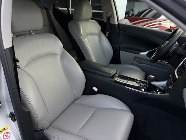 2011 Lexus IS 250 Base Trim - 23068948 - 27