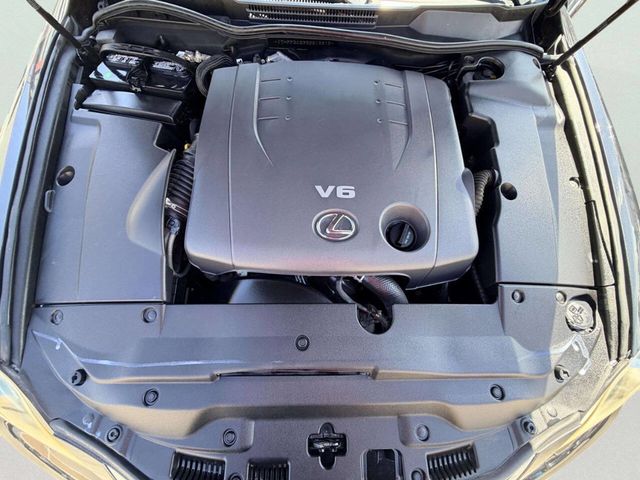 2011 Lexus IS 250C 2dr Convertible Automatic - 23045957 - 16