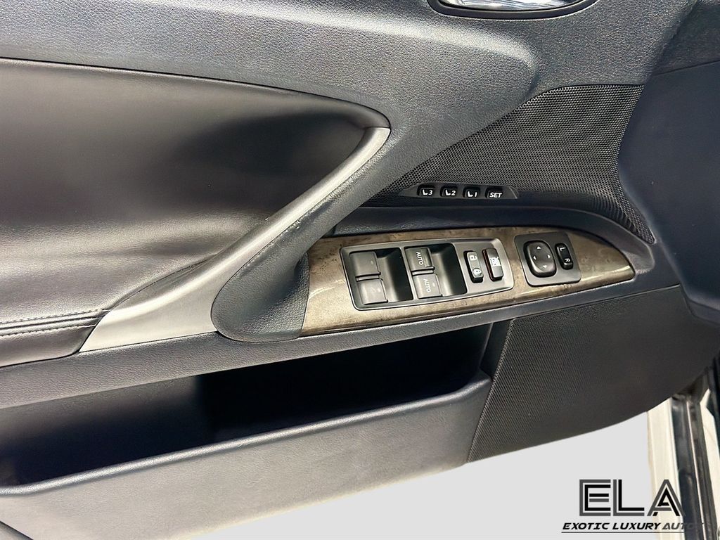 2011 Lexus IS 250C 2dr Convertible Automatic - 22983565 - 16