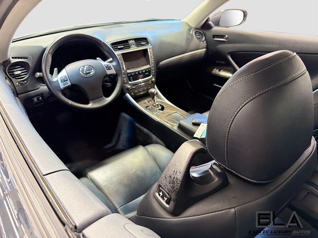 2011 Lexus IS 250C 2dr Convertible Automatic - 22983565 - 21