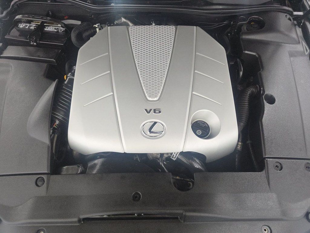 2011 Lexus IS 350 4dr Sedan RWD - 23041741 - 11