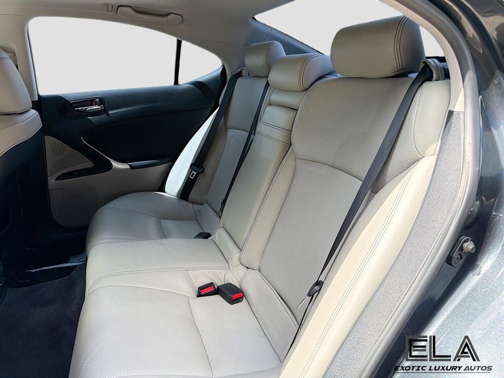2011 Lexus IS 350 4dr Sedan RWD - 23041741 - 24