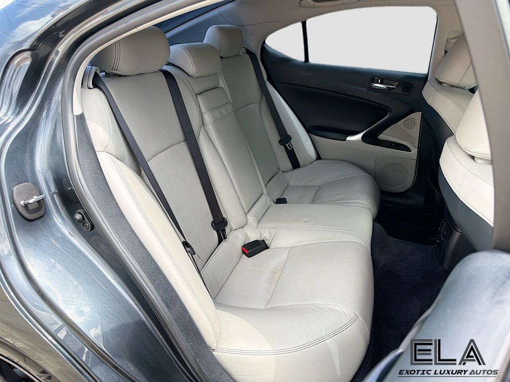 2011 Lexus IS 350 4dr Sedan RWD - 23041741 - 27