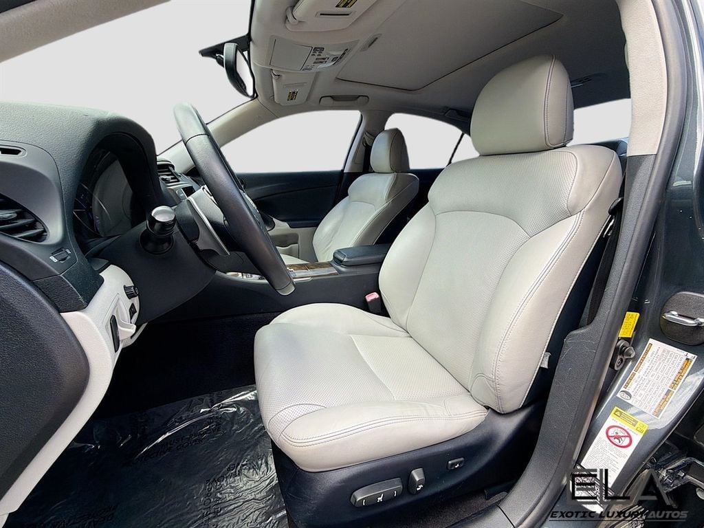 2011 Lexus IS 350 4dr Sedan RWD - 23041741 - 34