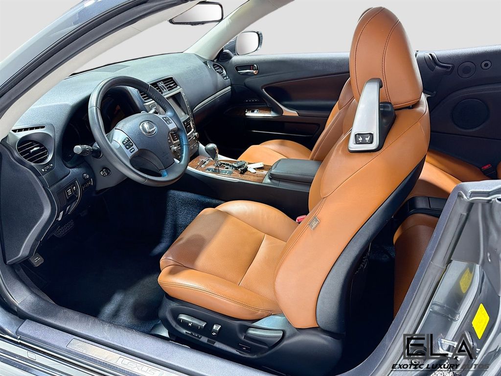 2011 Lexus IS 350C 2dr Convertible - 23001136 - 23