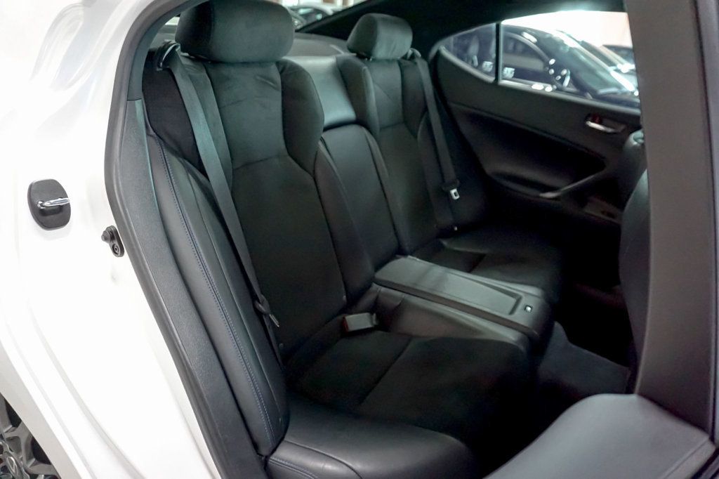 2011 Lexus IS F 4dr Sedan - 23079663 - 34