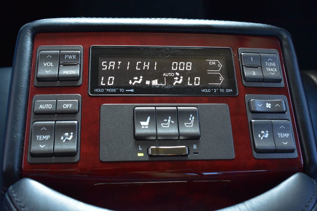 2011 Lexus LS 460 4dr Sedan L AWD - 23034618 - 36