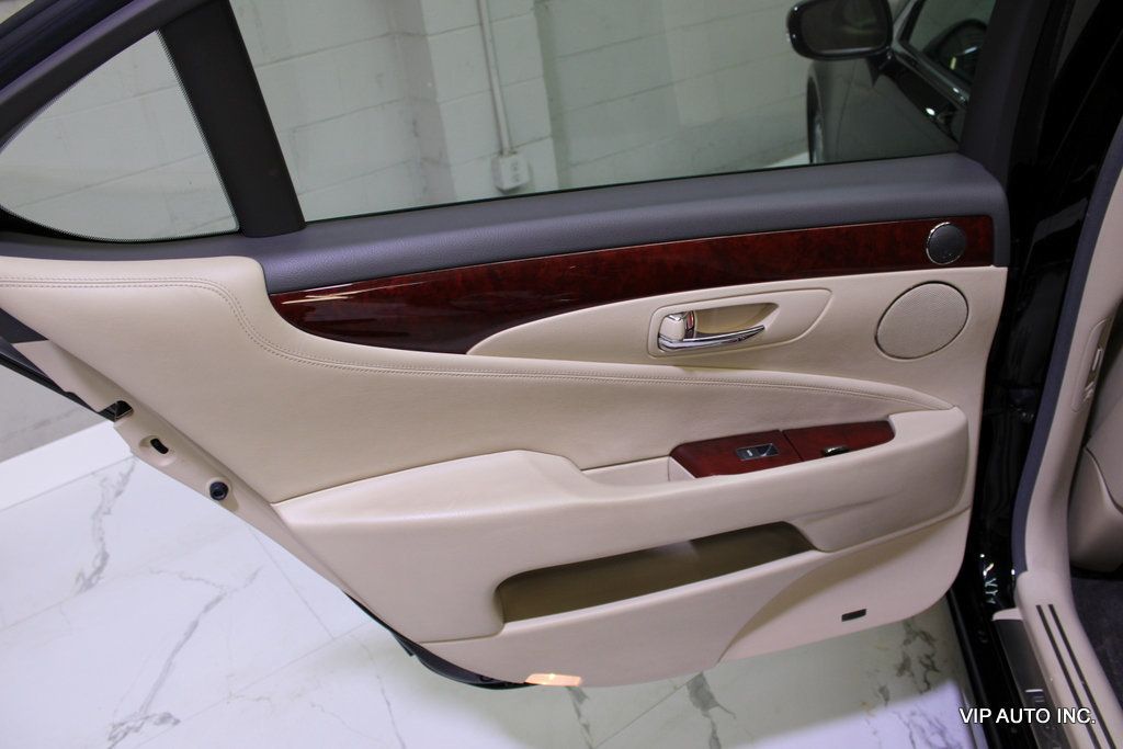 2011 Lexus LS 460 4dr Sedan L RWD - 23091955 - 11