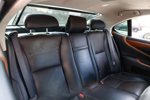 2011 Lexus LS 460 4dr Sedan RWD - 22966843 - 16