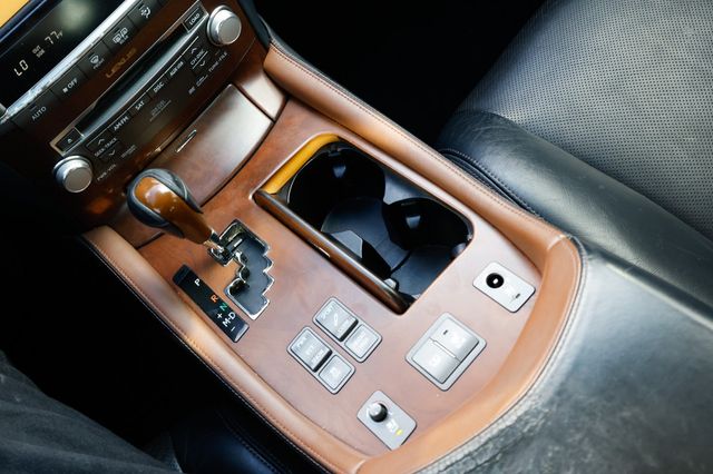 2011 Lexus LS 460 4dr Sedan RWD - 22966843 - 42