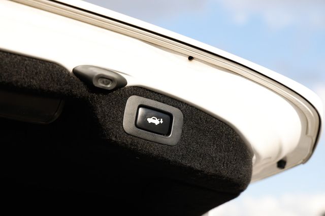 2011 Lexus LS 460 4dr Sedan RWD - 22966843 - 56