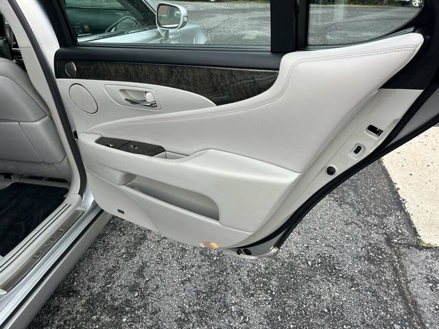 2011 Lexus LS 460 LS 460L AWD  - 23055614 - 31