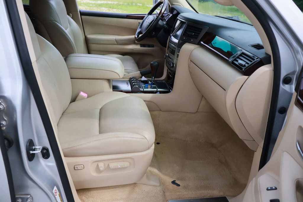 2011 Lexus LX 2011 LX 570, V8, NAVI, MARK LEVINSON, 3RD ROW, SUNROOF, HID LTS! - 22835219 - 34