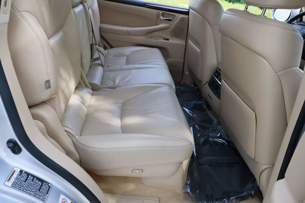 2011 Lexus LX 2011 LX 570, V8, NAVI, MARK LEVINSON, 3RD ROW, SUNROOF, HID LTS! - 22835219 - 41
