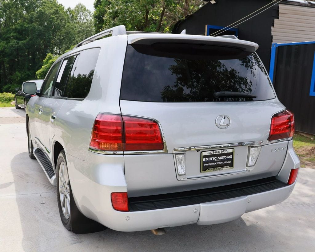 2011 Lexus LX 2011 LX 570, V8, NAVI, MARK LEVINSON, 3RD ROW, SUNROOF, HID LTS! - 22835219 - 4