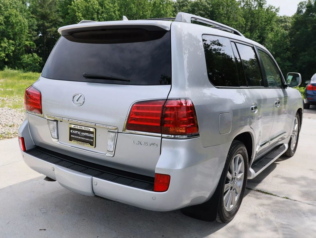 2011 Lexus LX 2011 LX 570, V8, NAVI, MARK LEVINSON, 3RD ROW, SUNROOF, HID LTS! - 22835219 - 6