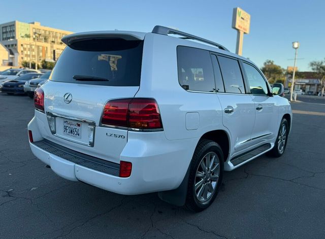 2011 Lexus LX 570  - 22985268 - 3