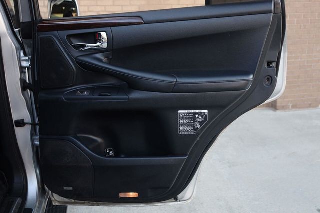 2011 Lexus LX 570  - 23096806 - 22