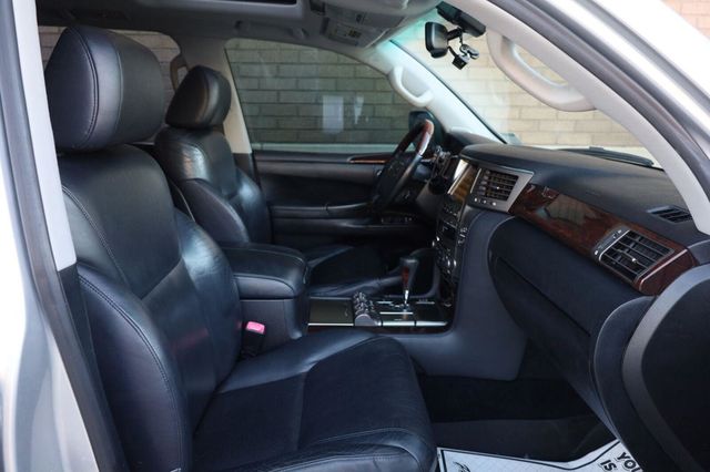 2011 Lexus LX 570  - 23096806 - 26