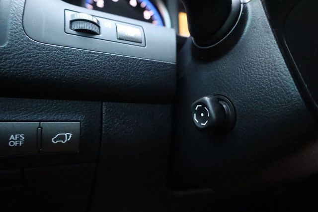 2011 Lexus LX 570  - 23096806 - 35