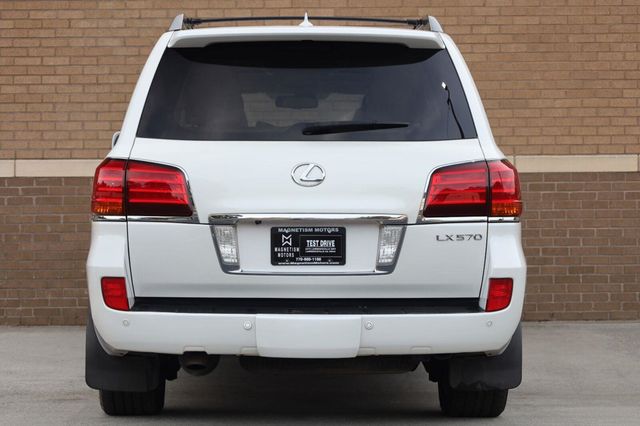 2011 Lexus LX 570  - 23101482 - 9