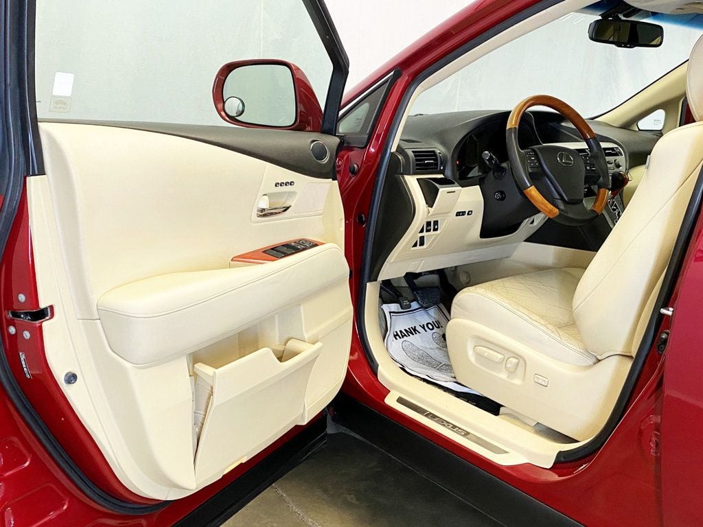 2011 Lexus RX 350 AWD 4dr - 22942348 - 17