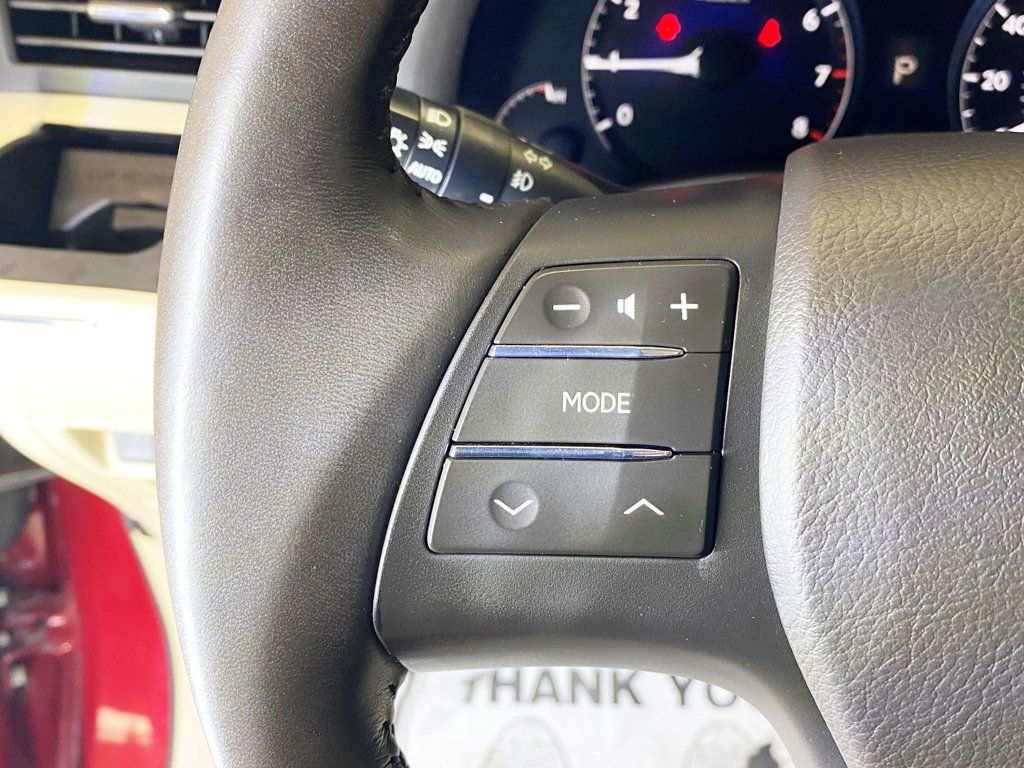 2011 Lexus RX 350 AWD 4dr - 22942348 - 26