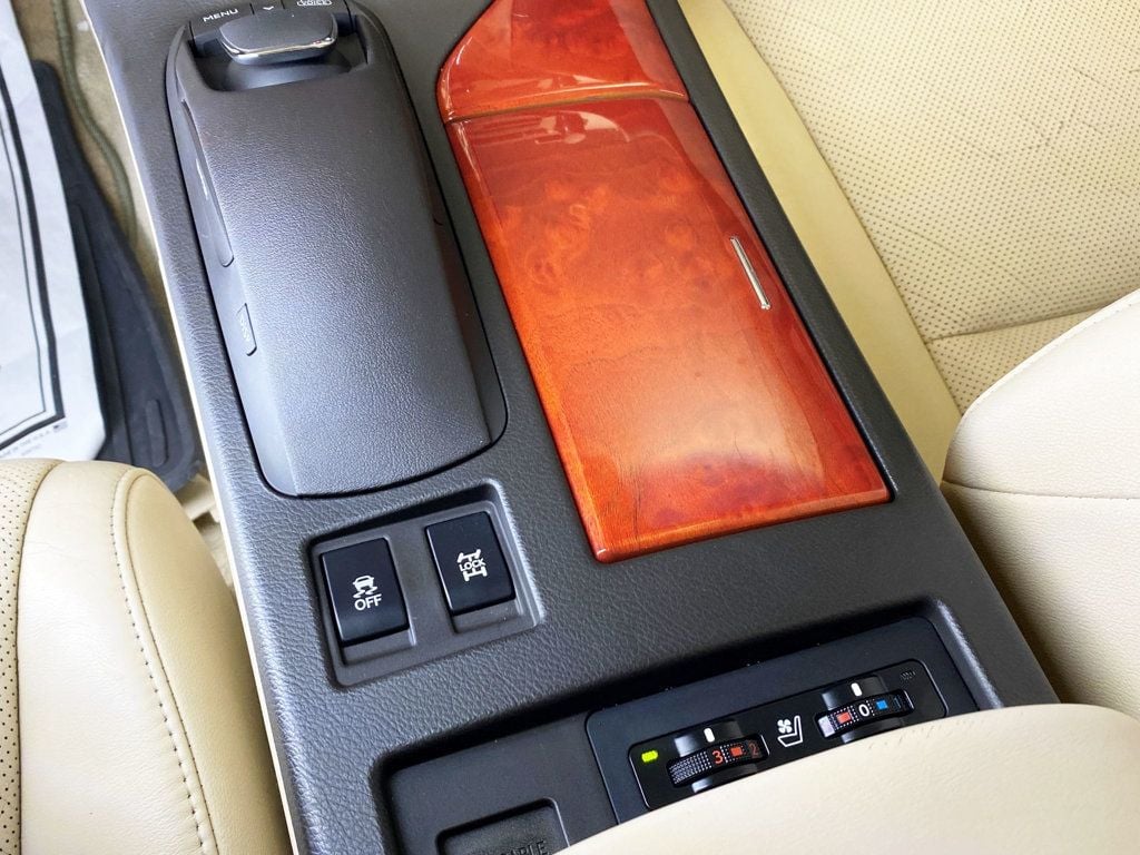 2011 Lexus RX 350 AWD 4dr - 22942348 - 38