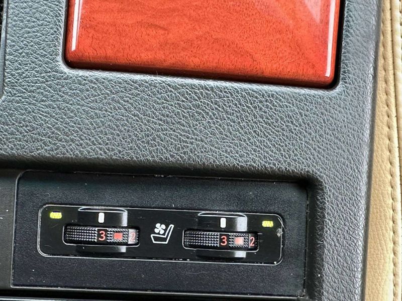 2011 Lexus RX 450h Base AWD 4dr SUV - 22981240 - 29