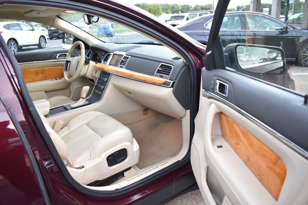 2011 Lincoln MKS 4dr Sedan 3.7L FWD - 23064071 - 16