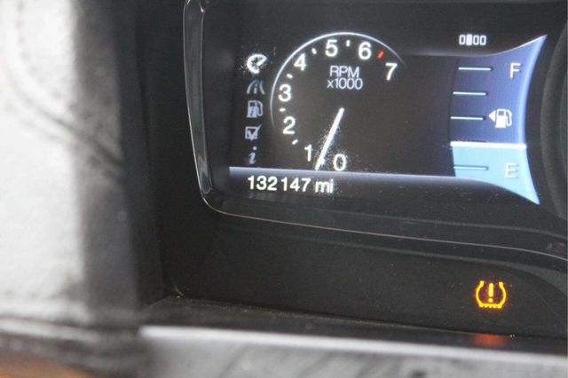 2011 Lincoln MKX AWD 4dr - 22980004 - 8