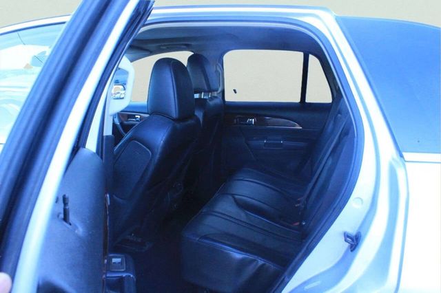 2011 Lincoln MKX AWD 4dr - 23003240 - 5