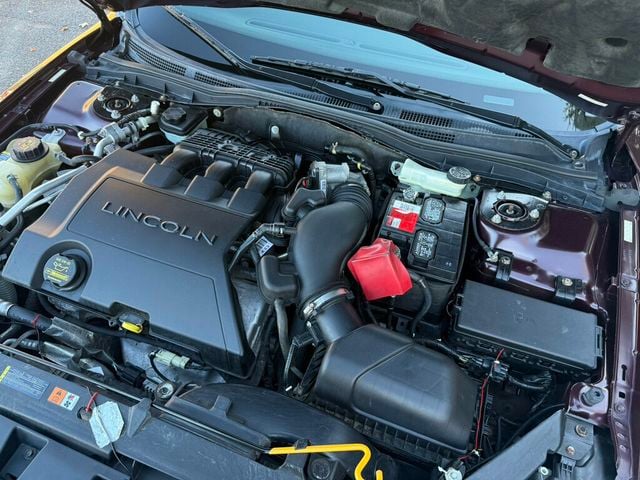 2011 Lincoln MKZ 4dr Sedan FWD - 23100036 - 18