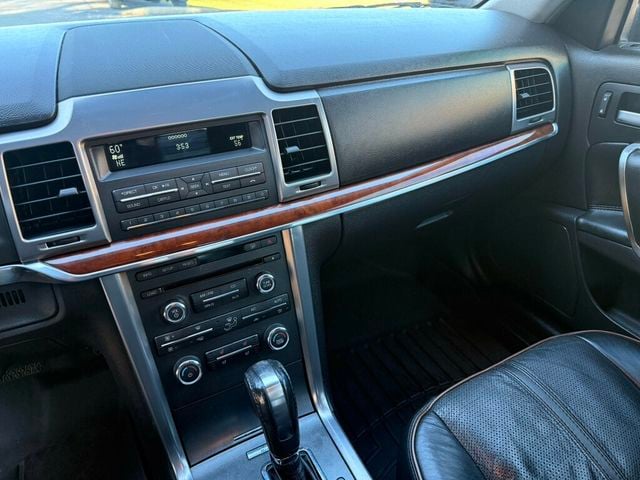 2011 Lincoln MKZ 4dr Sedan FWD - 23100036 - 27