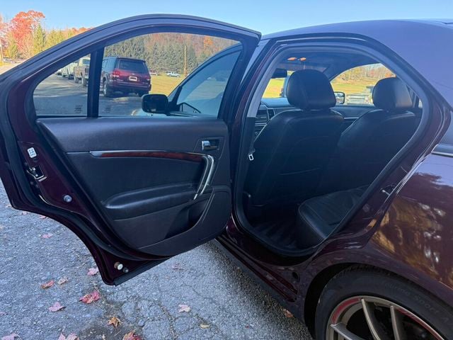 2011 Lincoln MKZ 4dr Sedan FWD - 23100036 - 29