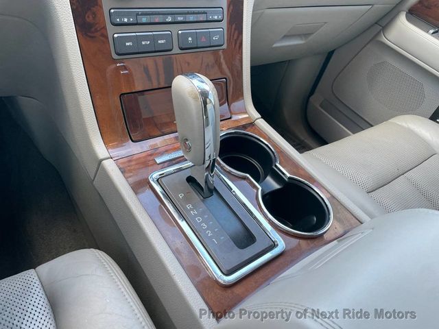 2011 Lincoln Navigator 2011 LINCOLN NAVIGATOR V8 5.4L 4D SUV 3RD ROW 615-730-9991 - 23034236 - 22