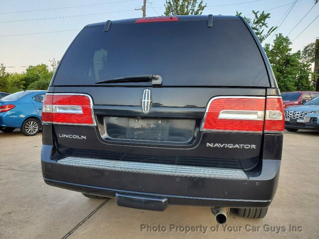 2011 Lincoln Navigator 4WD 4dr - 22838597 - 13