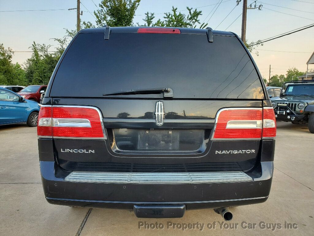 2011 Lincoln Navigator 4WD 4dr - 22838597 - 20
