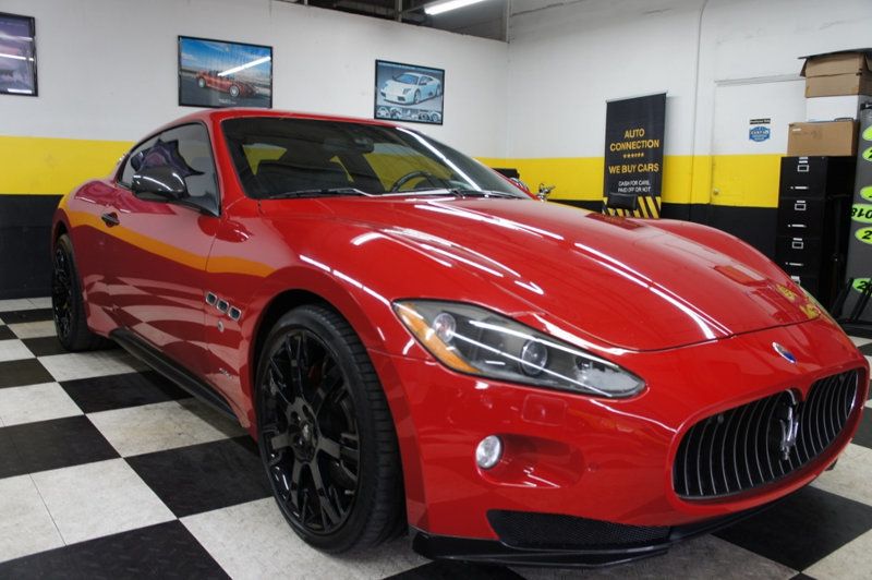 2011 Maserati Granturismo Automatic photo 2
