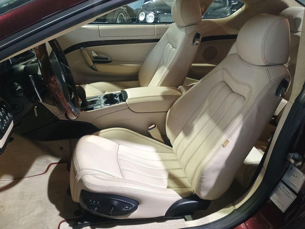 2011 Maserati GranTurismo 2dr Coupe S 1 Owner Clean Carfax Florida Car - 22969674 - 15