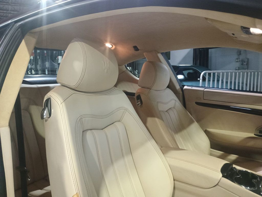 2011 Maserati GranTurismo 2dr Coupe S 1 Owner Clean Carfax Florida Car - 22969674 - 30