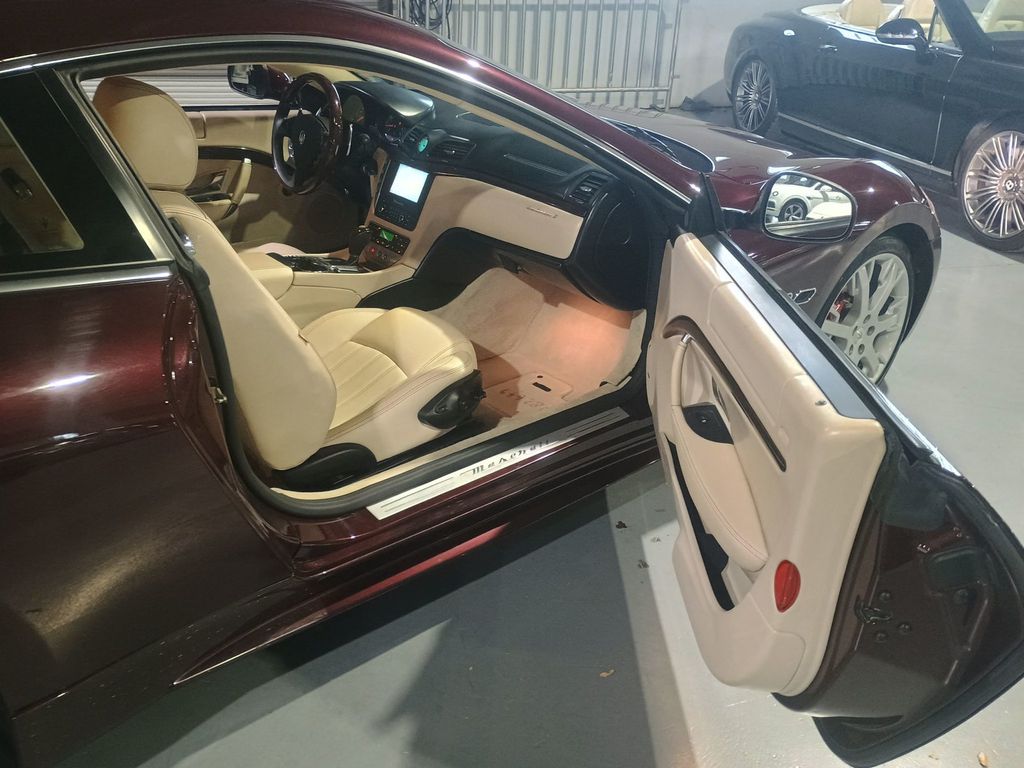 2011 Maserati GranTurismo 2dr Coupe S 1 Owner Clean Carfax Florida Car - 22969674 - 31