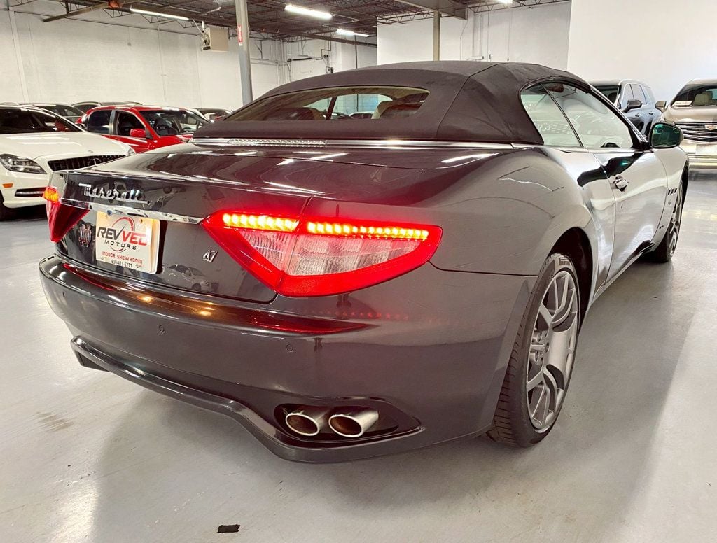 2011 Maserati GranTurismo Convertible 2dr - 22610183 - 16