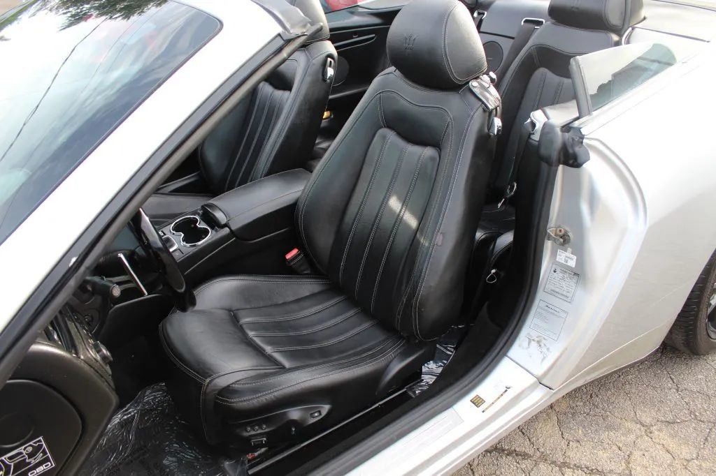 2011 Maserati GranTurismo Convertible 2dr - 23035580 - 22