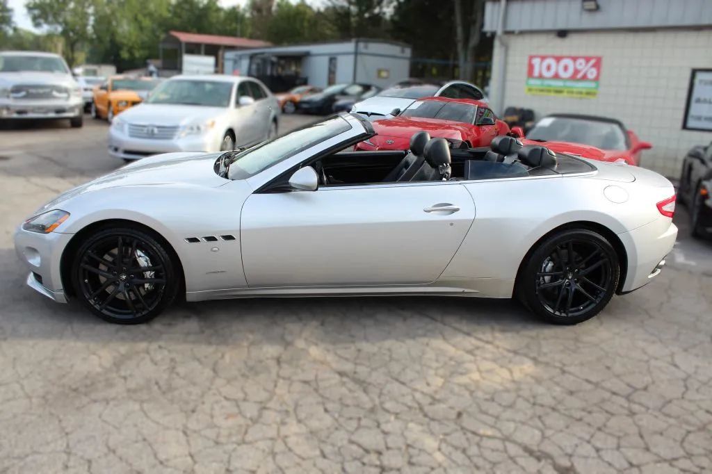 2011 Maserati GranTurismo Convertible 2dr - 23035580 - 3